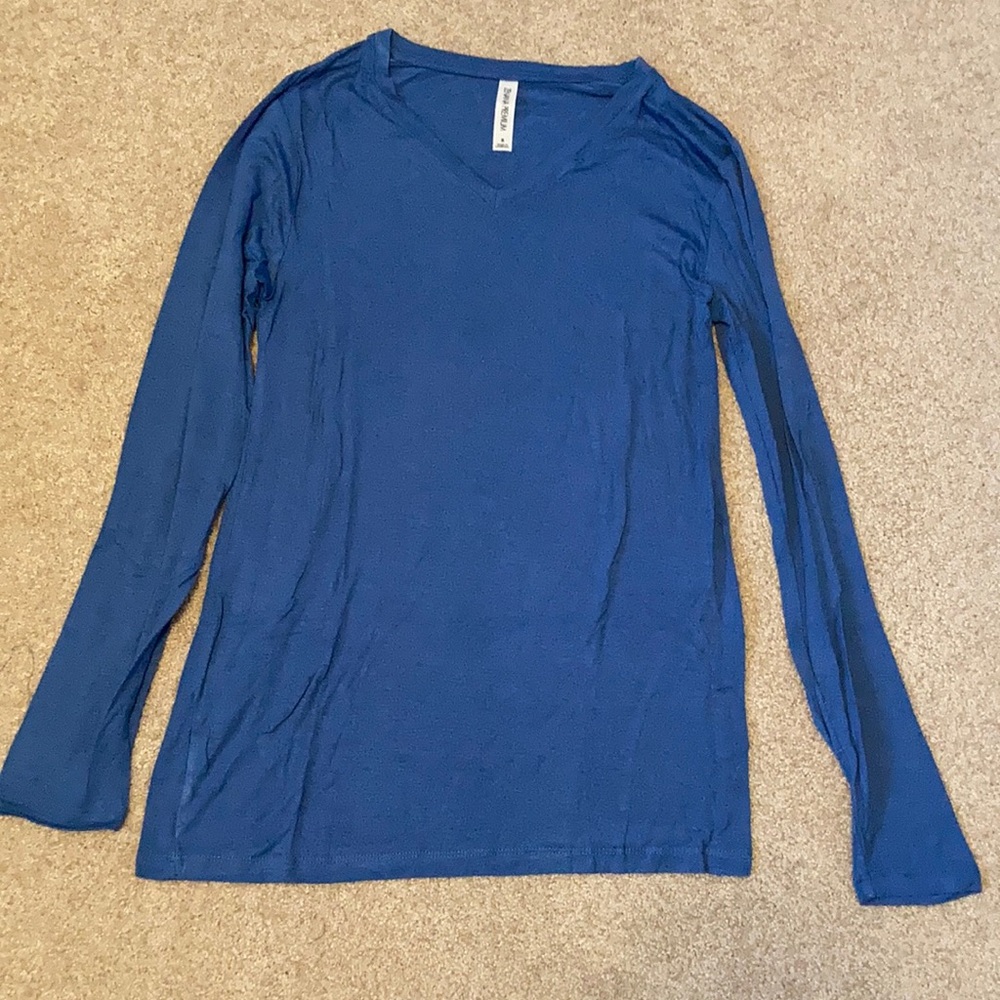 NWOT Small V Neck Long Sleeve Blue Top